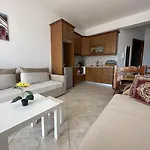 Abi * Sarandë
